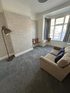 Spotless Ground Floor Apartment