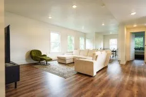 KC Urban Loft - Merriam