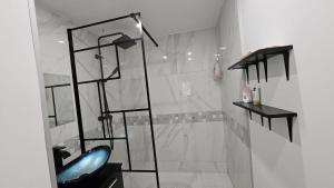 Appartements Le Valentina - Chambres au pied du lac et du metro : photos des chambres