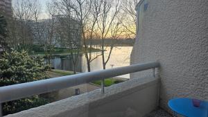 Appartements Le Valentina - Chambres au pied du lac et du metro : photos des chambres