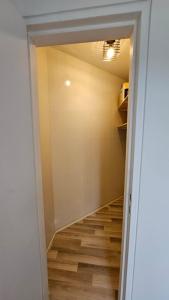 Appartements Le Valentina - Chambres au pied du lac et du metro : photos des chambres