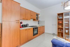 Cosy 2BR home with Private Balcony in Serene Qawra by 360 Estates