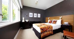 Heritage Queen Room room in Harbour Rocks Hotel Sydney – MGallery by Sofitel