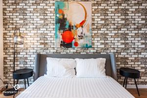 Ivory Concept Studio 52