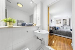 Bright Canning Town FBS Long term retreat