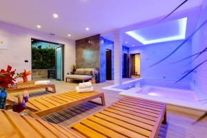 Villa Maiorum with indoor heated pool
