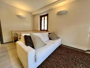 White Nest Apartment