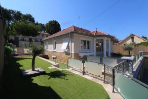 Villas LA LOGGIA DE LA SALAMANDRE (DANS SARLAT) : photos des chambres