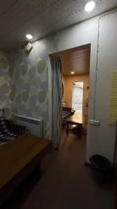 Vahe's corner house - Ayntʼapʼ