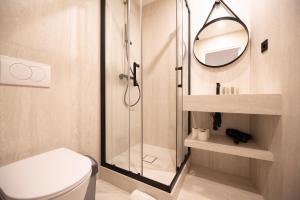 CIA - Nation - Lovely Parisian Escape