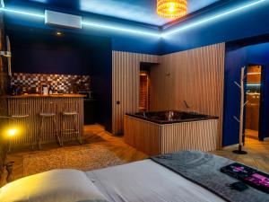 Le Voluptueux - Sauna - Jacuzzi - Centre-Ville