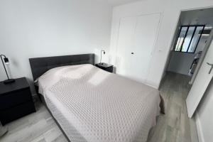 Golfe Juan - 2 people - Top floor - Parking