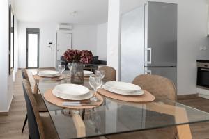 Stylish spacious apartment in Palaio Faliro (C1)