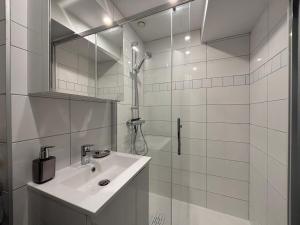 Appartements Les remparts Apt spacieux 1 er etage renove joliment decore bien equipe plein centre Bayeux proche plages du debarquement parking gratuit a proximite : photos des chambres