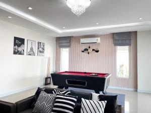 25 Twenty five pool villa pattaya