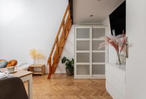 The Central Loft Chmielna