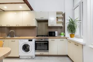 The Central Loft Chmielna