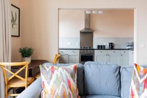 Henriette One bedroom apartment on the East Cliff