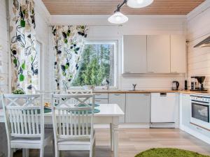 Holiday Home Mänty-linna by Interhome