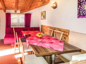 Apartment Jacqueline-4 by Interhome