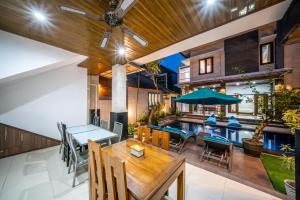 Peaceful 4BRVilla Seminyak Near Beach & Attraction