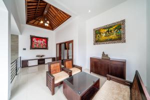 Peaceful 4BRVilla Seminyak Near Beach & Attraction