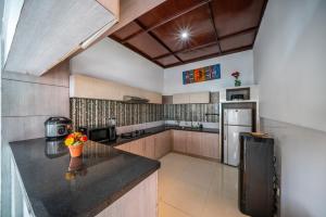Peaceful 4BRVilla Seminyak Near Beach & Attraction