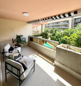 Cosy Studio Sunny Terrace and Pool Next to the Beach and Monaco