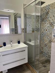 Kennedy Family Apts img44