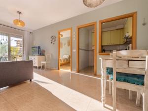 Apartment Larimar by Interhome
