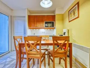 Apartment Les Grands Pins-3 by Interhome - 卡尔康