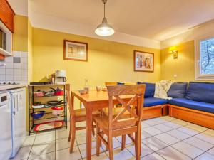 Apartment Les Grands Pins-3 by Interhome