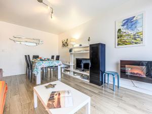 Apartment Le Zal-4 by Interhome