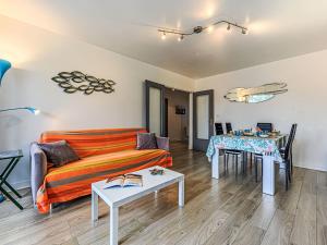 Apartment Le Zal-4 by Interhome