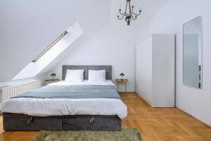 Lumina I Premium House 253m2 I 12 guests I Parking I 2 Bathrooms I Terrace