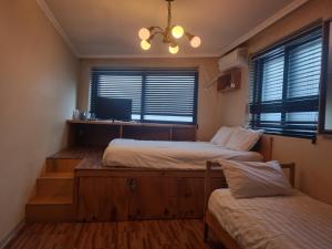 2L Nam mountain view Myundon