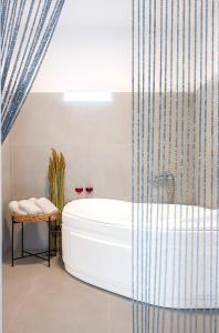 Noho Villas @ Sunlit house Paros