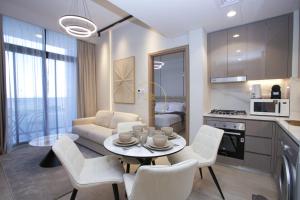 Standard 2BHK located in Azizi riviera 46 - 4hvězdičkové hotely ve městě Dubaj