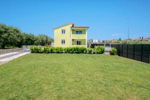 Villa Casa Mare near Pula by Istrabook