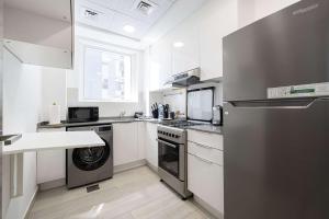 Stylish 1-Bedroom Apartment with Premium Amenities