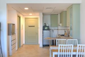 Spacious studio in a green oasis