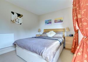 The Lookout - Rhodewood