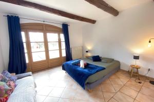 Maisons de vacances 30m2 suite in 18th-century Provencal farmhouse : photos des chambres