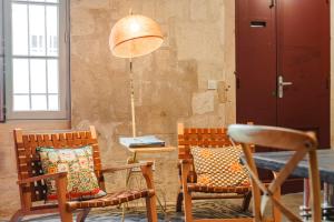 B&B / Chambres d'hotes Le Petit Avignon - chambres & appartement a deux pas du Pont d-Avignon et du Palais des Papes : photos des chambres