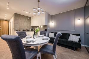 Wrocław Old Town Apartament - 63m2, Riverside View - by Rentujemy