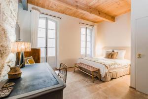 B&B / Chambres d'hotes Le Petit Avignon - chambres & appartement a deux pas du Pont d-Avignon et du Palais des Papes : photos des chambres
