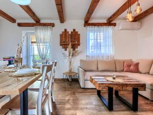 Holiday Home Casa Darel by Interhome