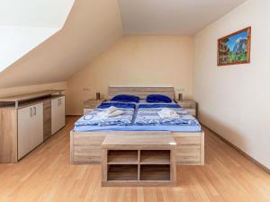 Apartment Pr Kavač by Interhome