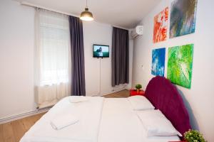 Two-Bedroom Apartment room in City Center Suites