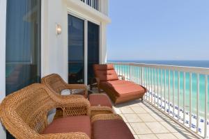 Silver Beach Towers Wph1704